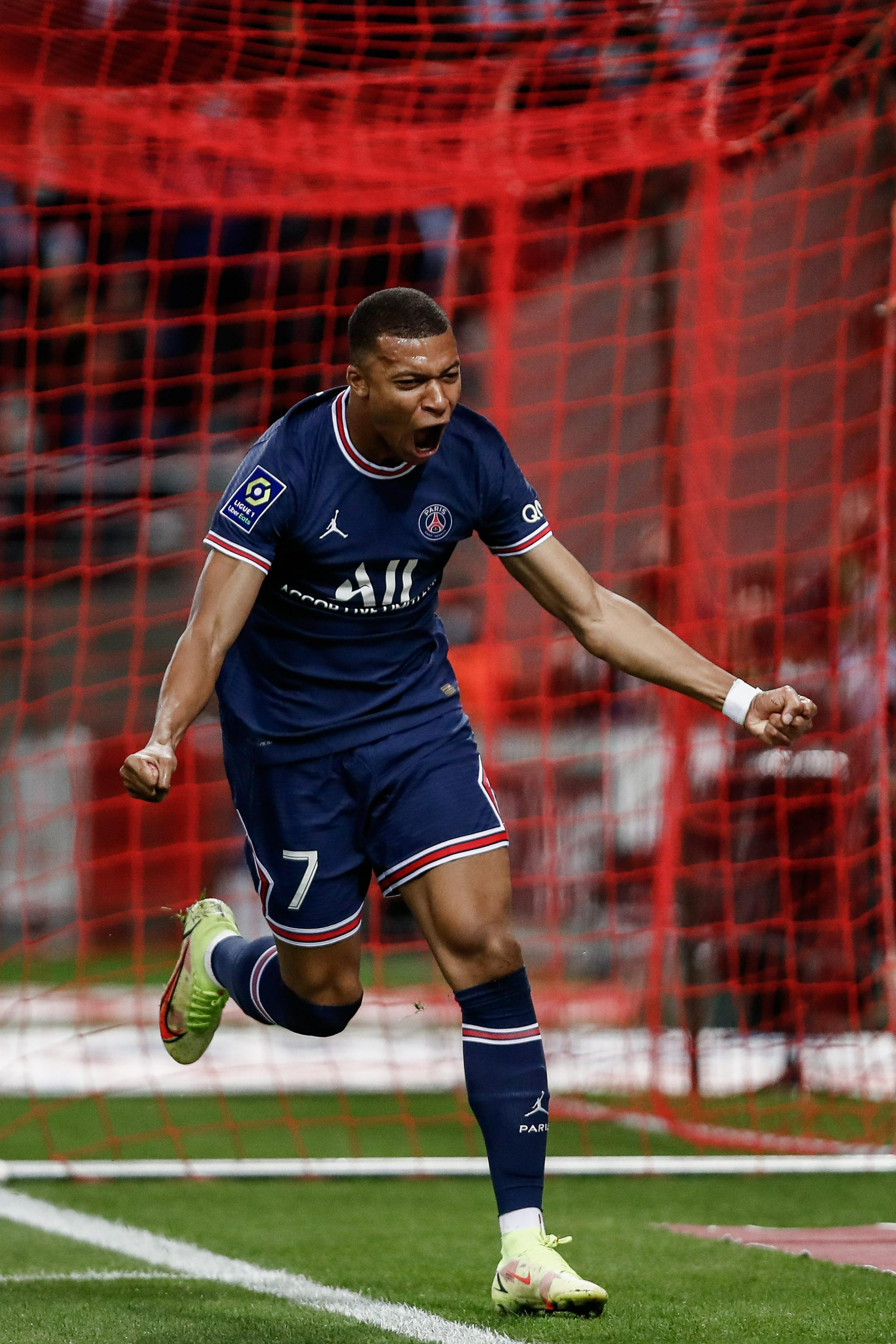 近10年巴甲最快帽子戏法：内马尔17分钟戴帽第8，罗德里戈上榜