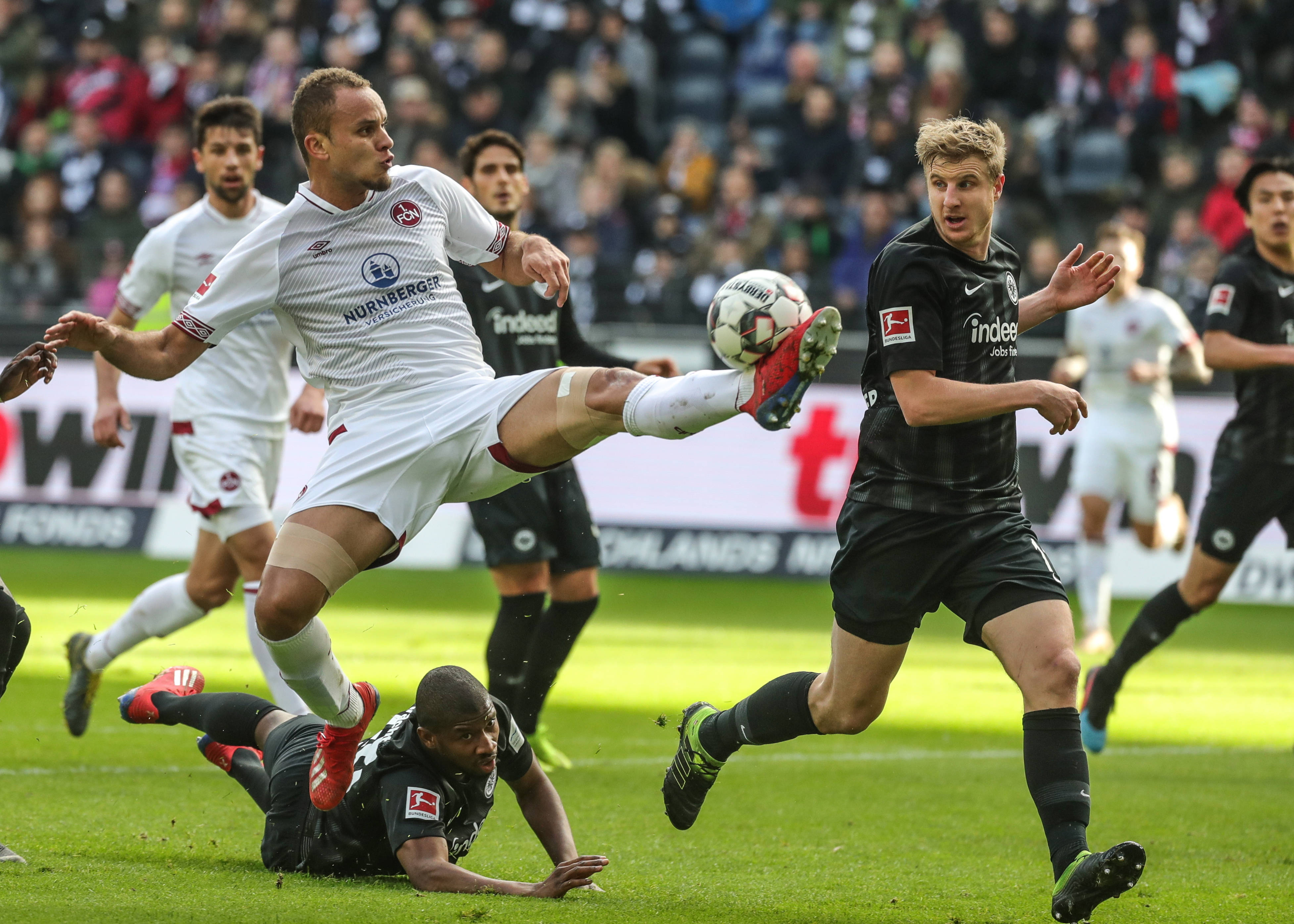 本-福斯特：拉门斯出击很果断，英超经验丰富的门将才能做到