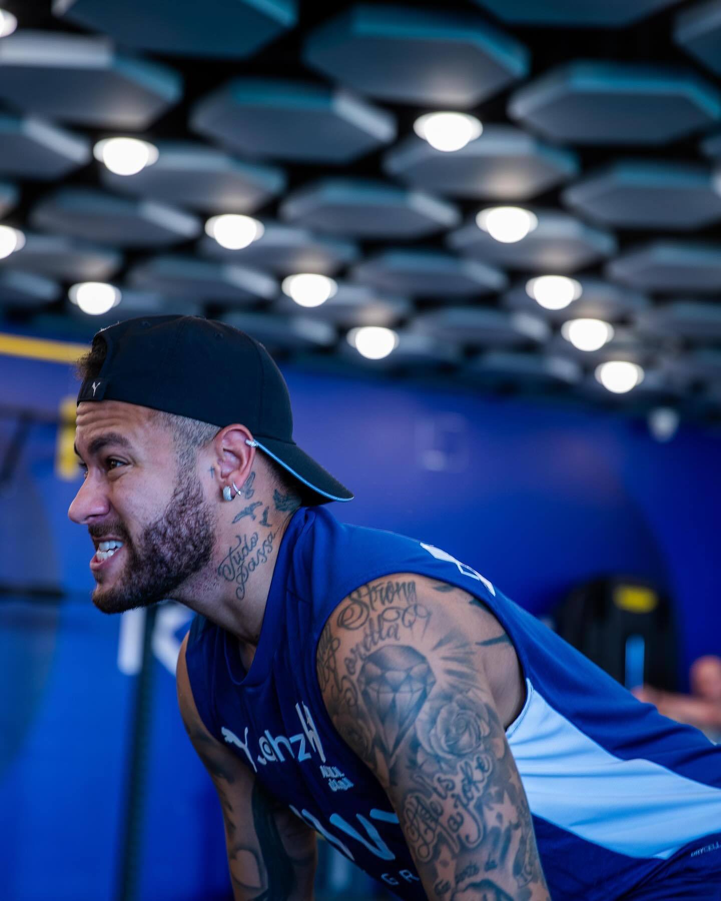 阿尔巴：这是我最后一场比赛，还不知道这将是一种怎样的体验