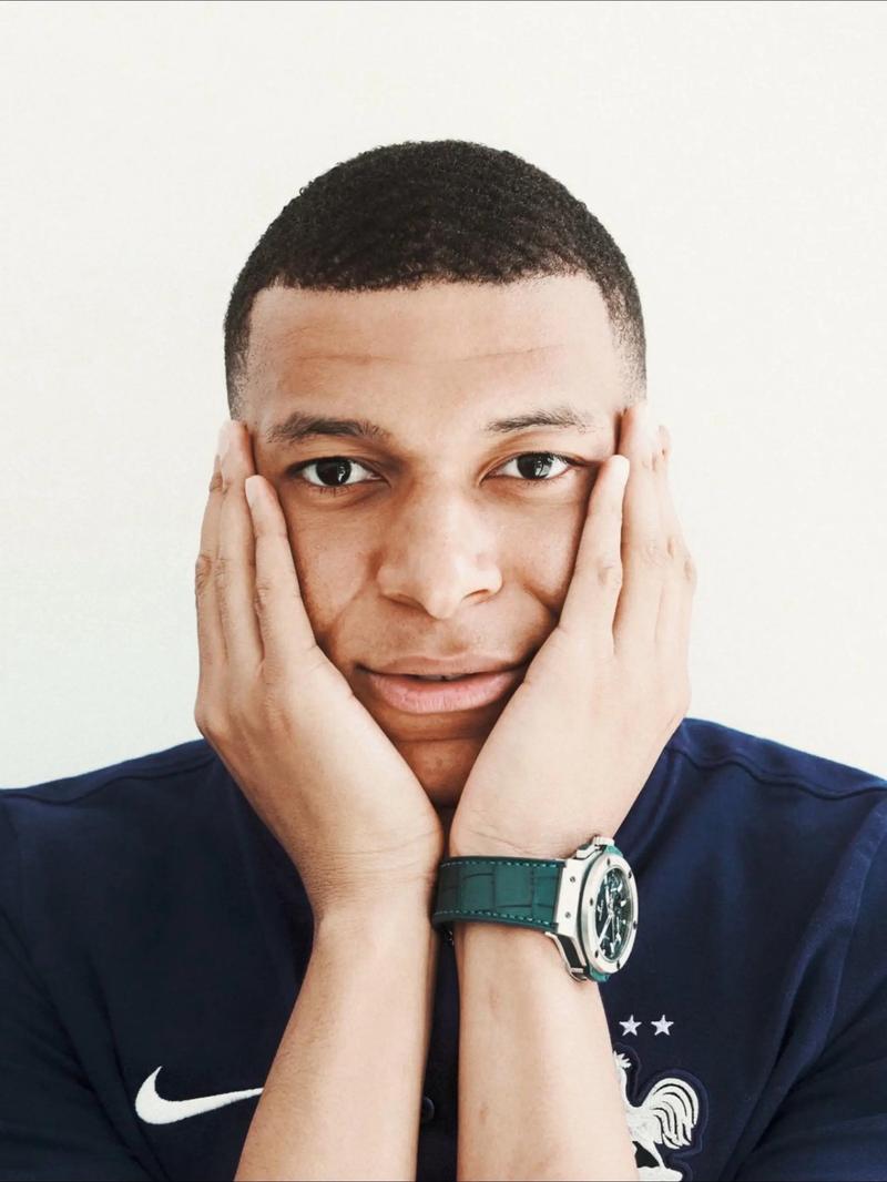 1-3爆冷输球！切尔西七场不败终结，利兹联保级希望大增