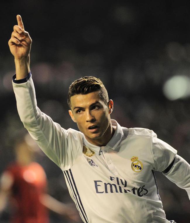 勇士上半场只得34分，创队史第四低的半场得分