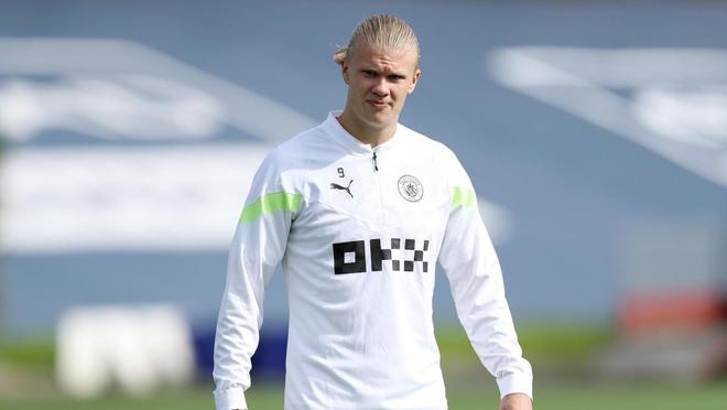 培养出总冠军！圣克拉拉大学退役杰伦·威廉姆斯24号球衣