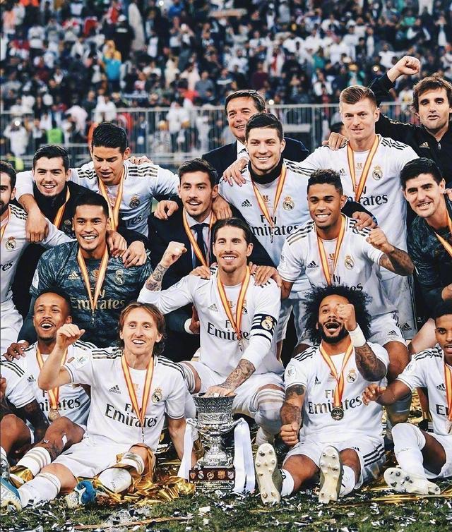 杨瀚森首发出战19分钟贡献4分5板2助