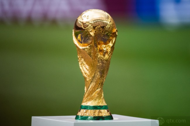 4-0登顶意甲！劳塔罗80米奔袭破门，齐沃拯救2大弃将，唯独他救不了