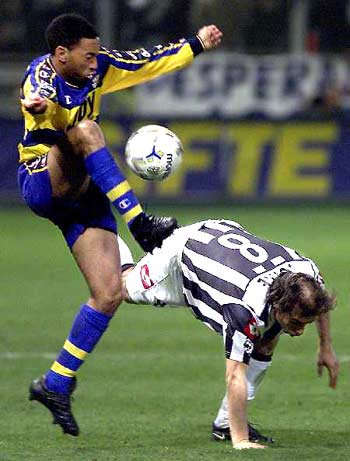 林诗栋说整个球队都能感受到鼓励