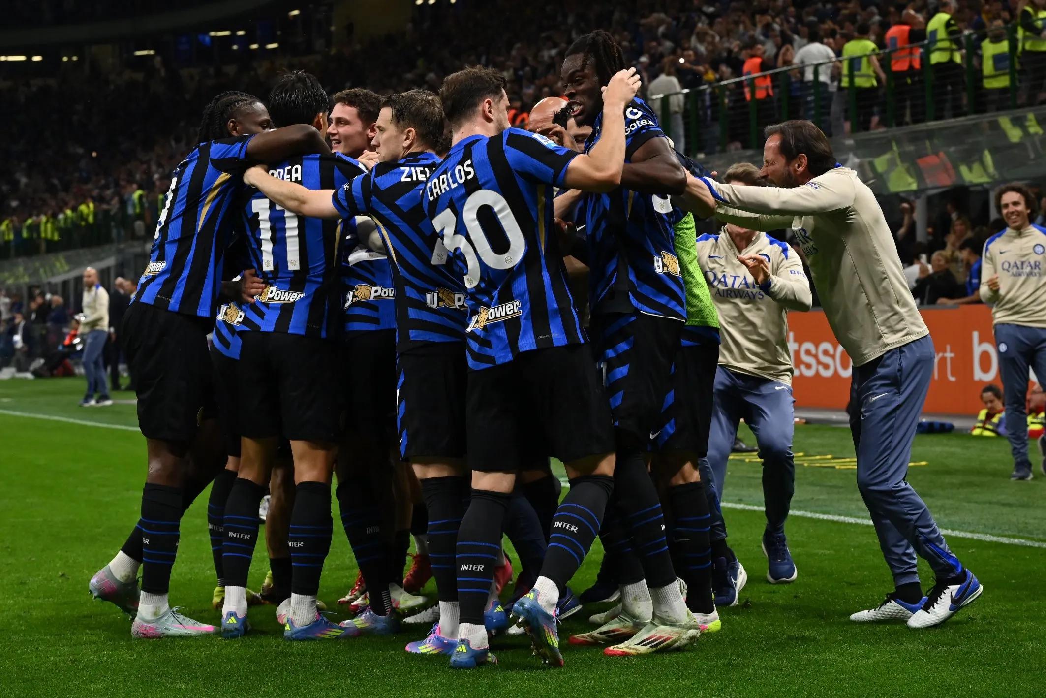 阿隆索难镇住更衣室：皇马是否需要重建？弃用功勋主帅要付出代价？